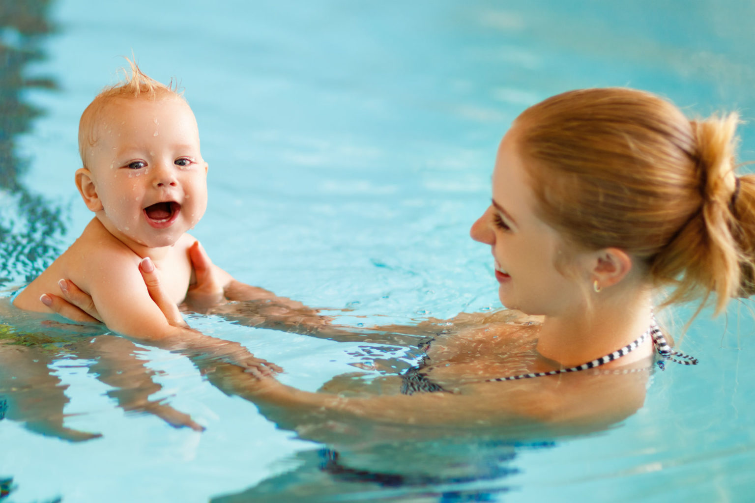are-there-any-mommy-and-me-swim-classes-near-me
